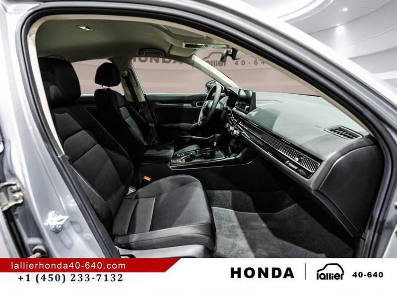 2025 Honda Civic - Image 17