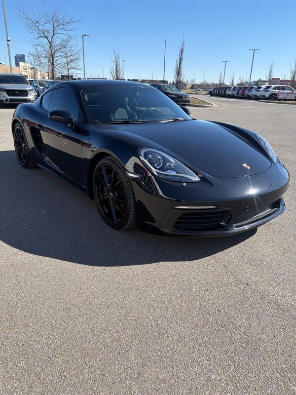 2018 Porsche Cayman - Image 2