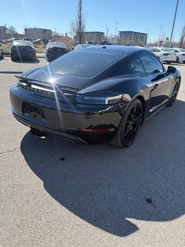 2018 Porsche Cayman - Image 3