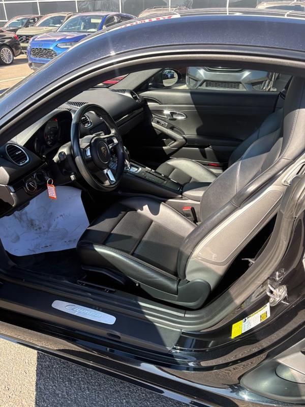 2018 Porsche Cayman - Image 4