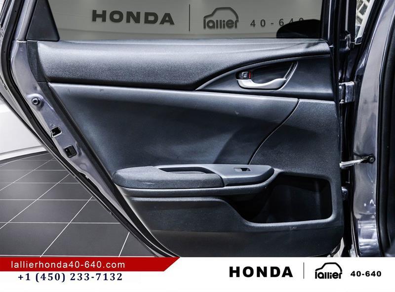 2019 Honda Civic - Image 12