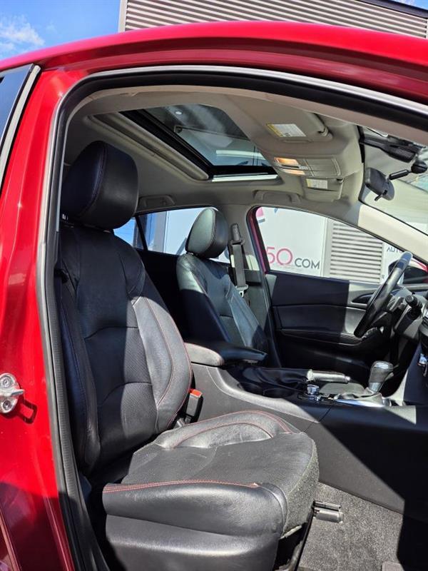 2016 Mazda Mazda3 - Image 11