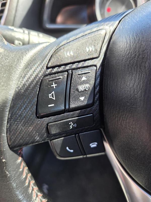 2016 Mazda Mazda3 - Image 18