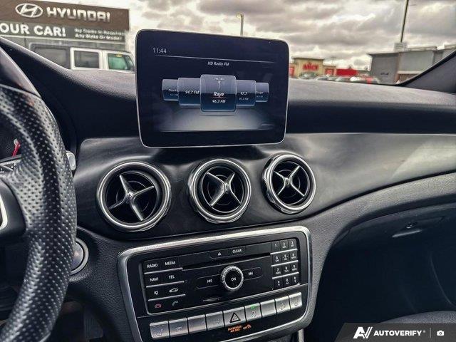 mercedes-benz GLA 2019 - 16