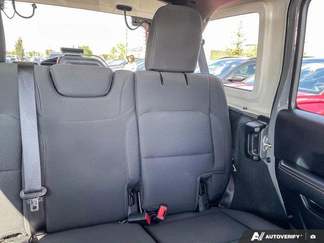 jeep Wrangler 2023 - 14