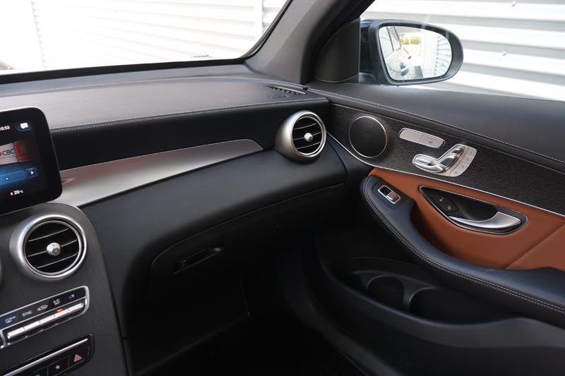 mercedes-benz GLC 2022 - 18