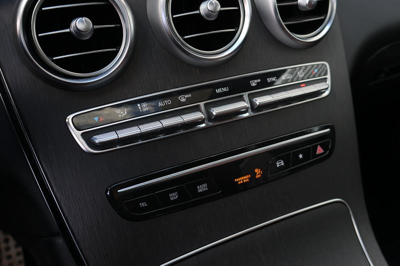 mercedes-benz GLC 2022 - 28