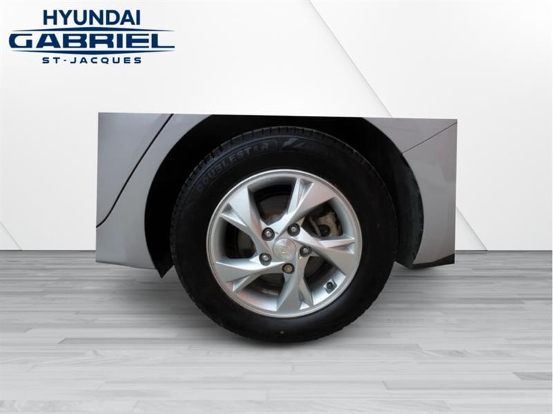 hyundai Elantra 2023 - 10