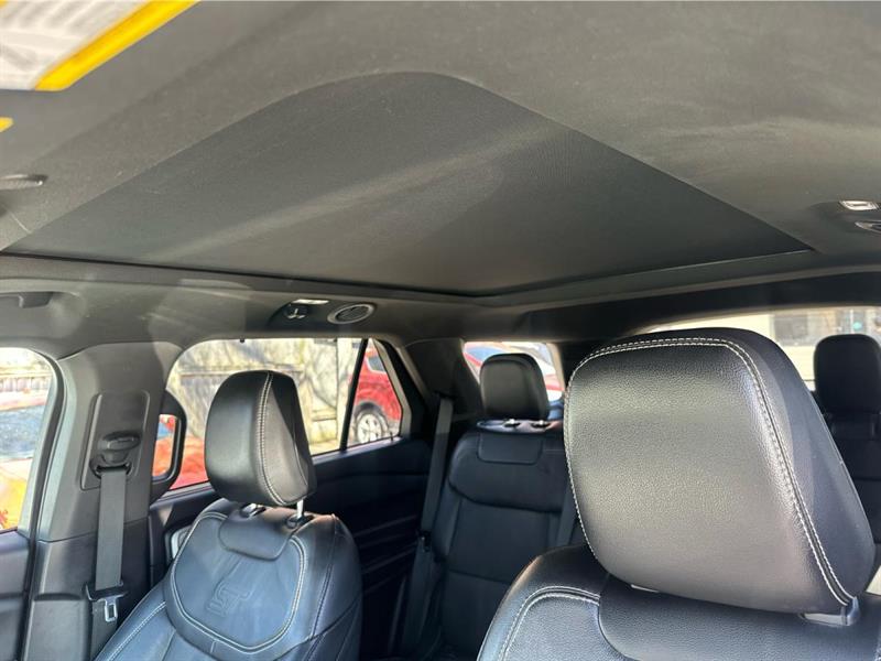 ford Explorer 2021 - 19