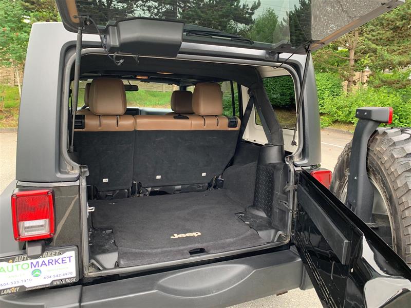 jeep Wrangler 2015 - 22