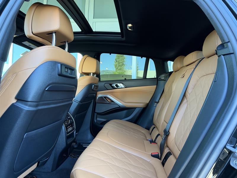 bmw X6 2023 - 14