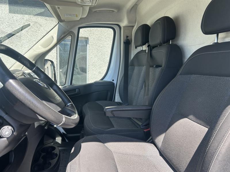 ram ProMaster fourgonnette utilitaire 2020 - 10