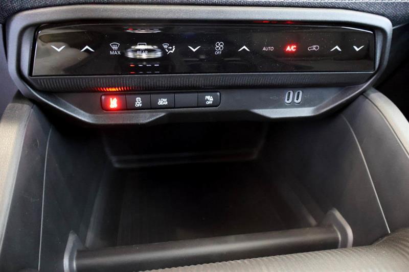 jeep Cherokee 2026 - 16