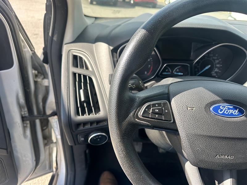ford Focus 2015 - 12