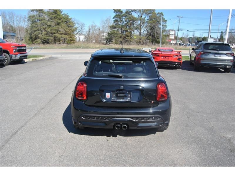 2024 Mini 3 Door - Image 4