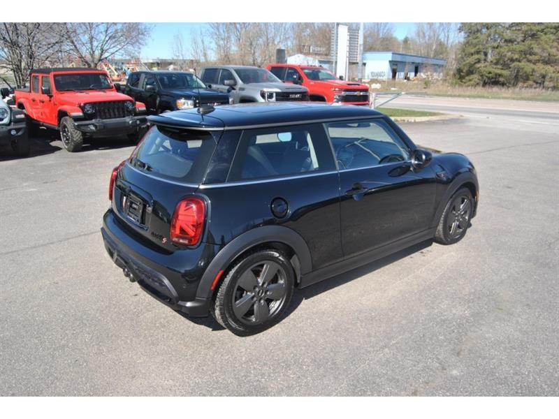 2024 Mini 3 Door - Image 5