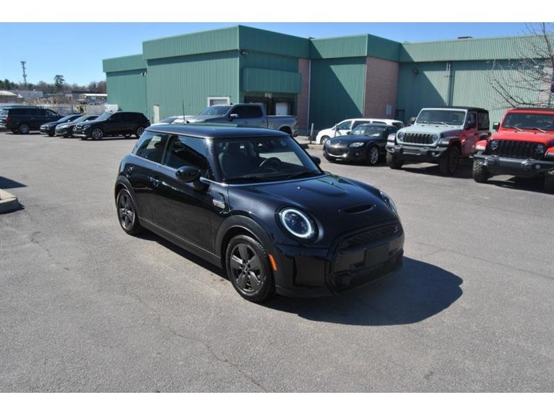 2024 Mini 3 Door - Image 7