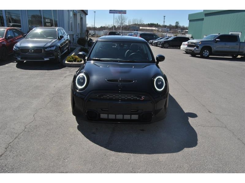 2024 Mini 3 Door - Image 8