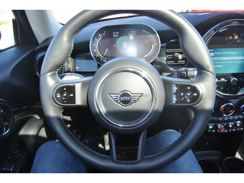 2024 Mini 3 Door - Image 13