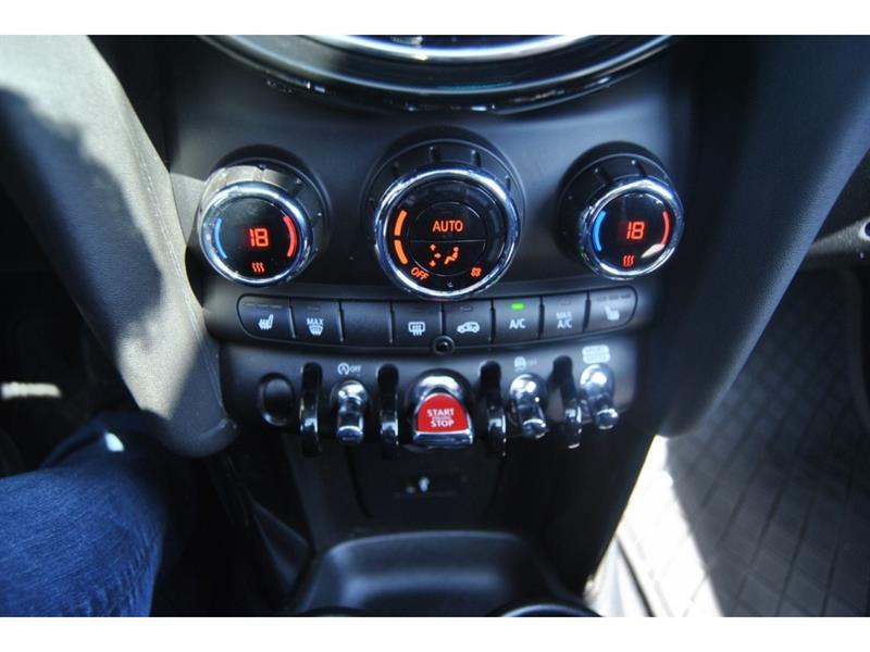 2024 Mini 3 Door - Image 18