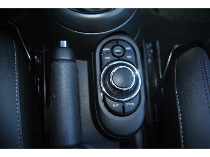 2024 Mini 3 Door - Image 21