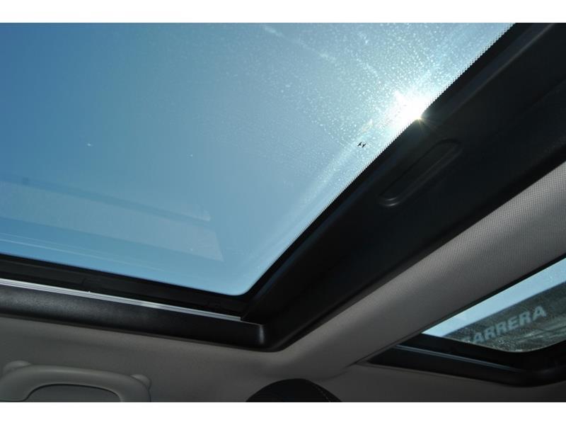 2024 Mini 3 Door - Image 23