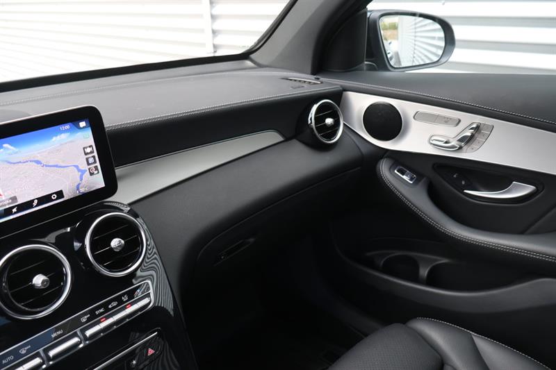 mercedes-benz GLC 2023 - 17