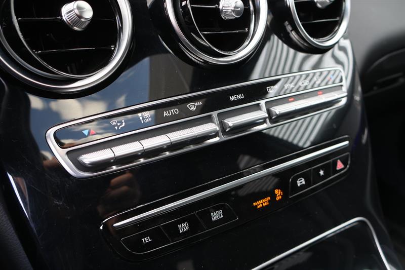 mercedes-benz GLC 2023 - 25