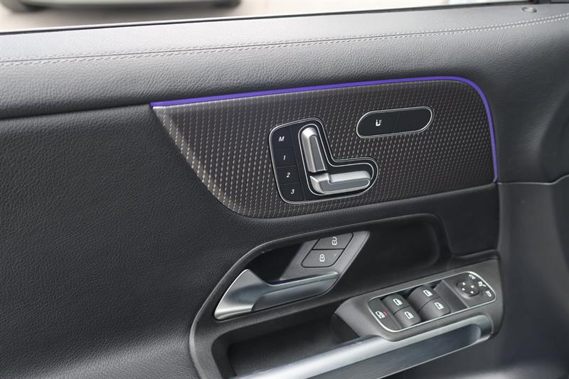 mercedes-benz GLB 2022 - 12