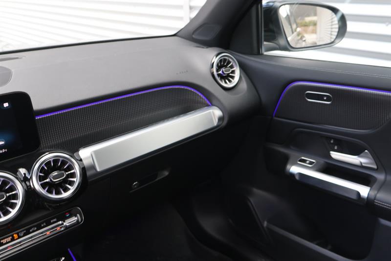 mercedes-benz GLB 2022 - 18
