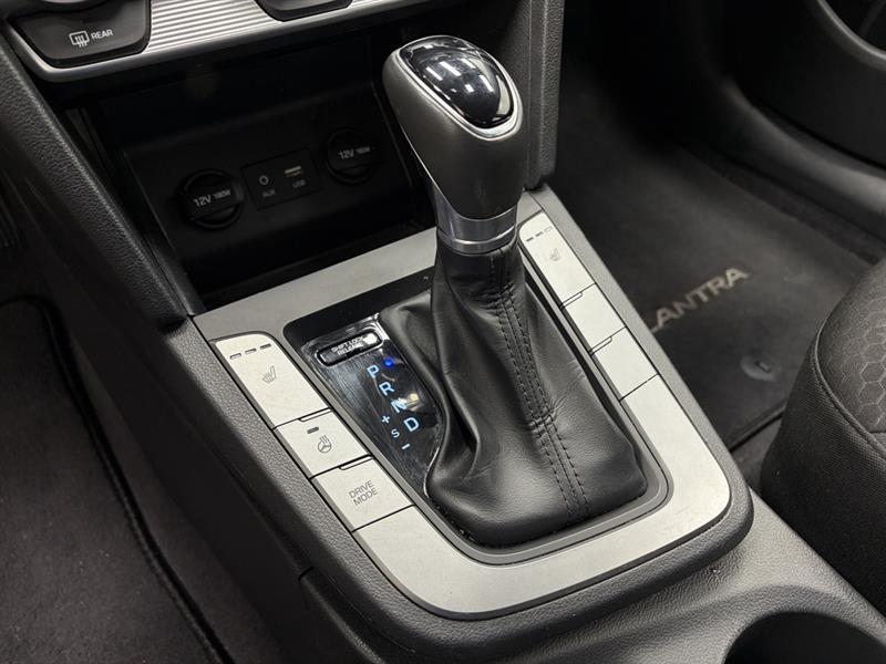 hyundai Elantra 2020 - 26