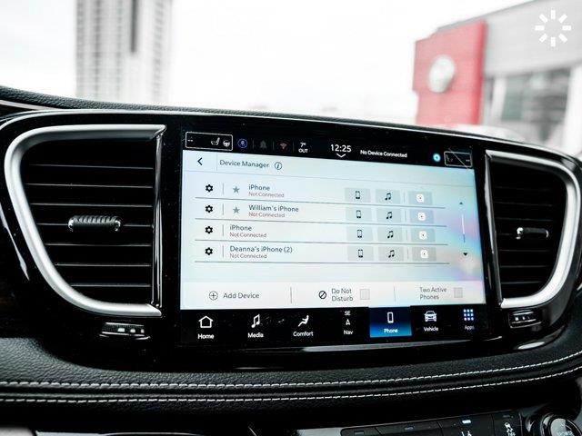 chrysler Pacifica 2024 - 27