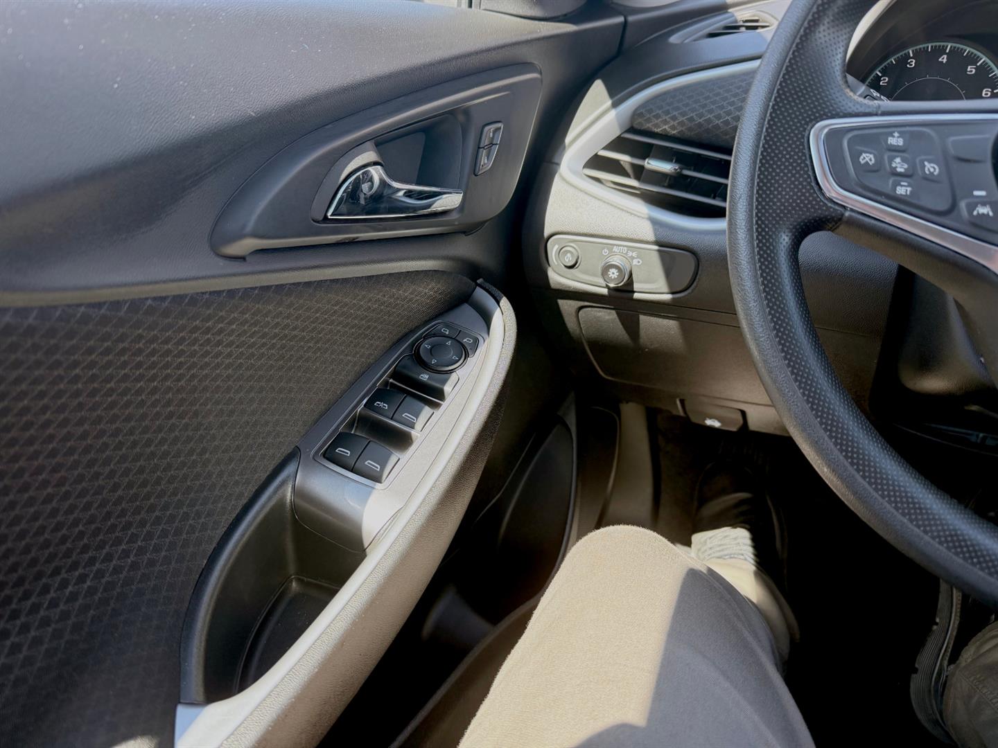chevrolet Malibu 2024 - 25