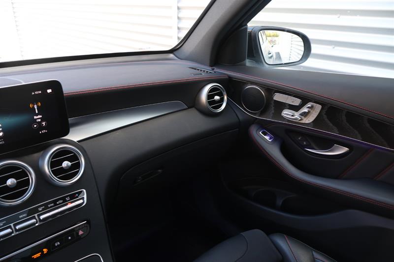 mercedes-benz GLC 2022 - 15