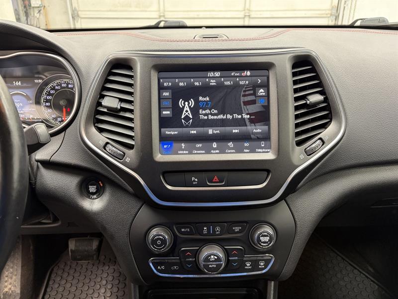 jeep Cherokee 2019 - 24