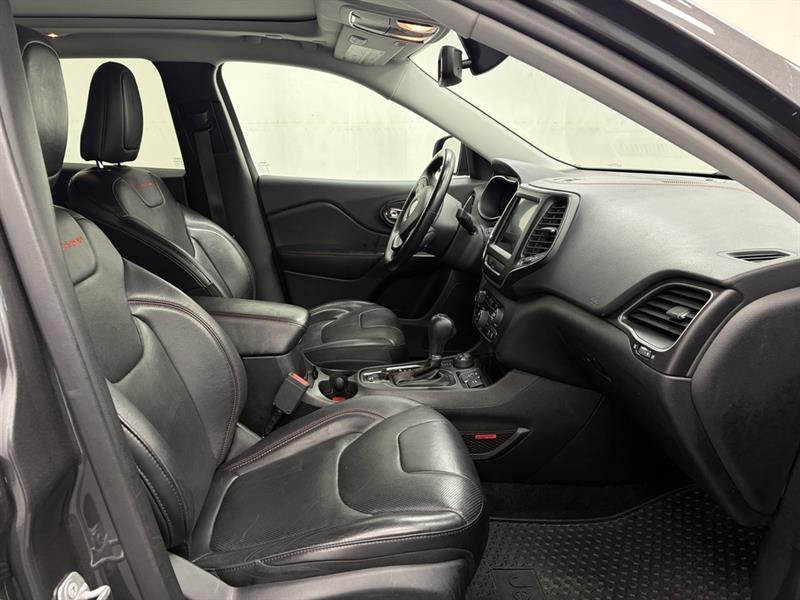 jeep Cherokee 2019 - 31