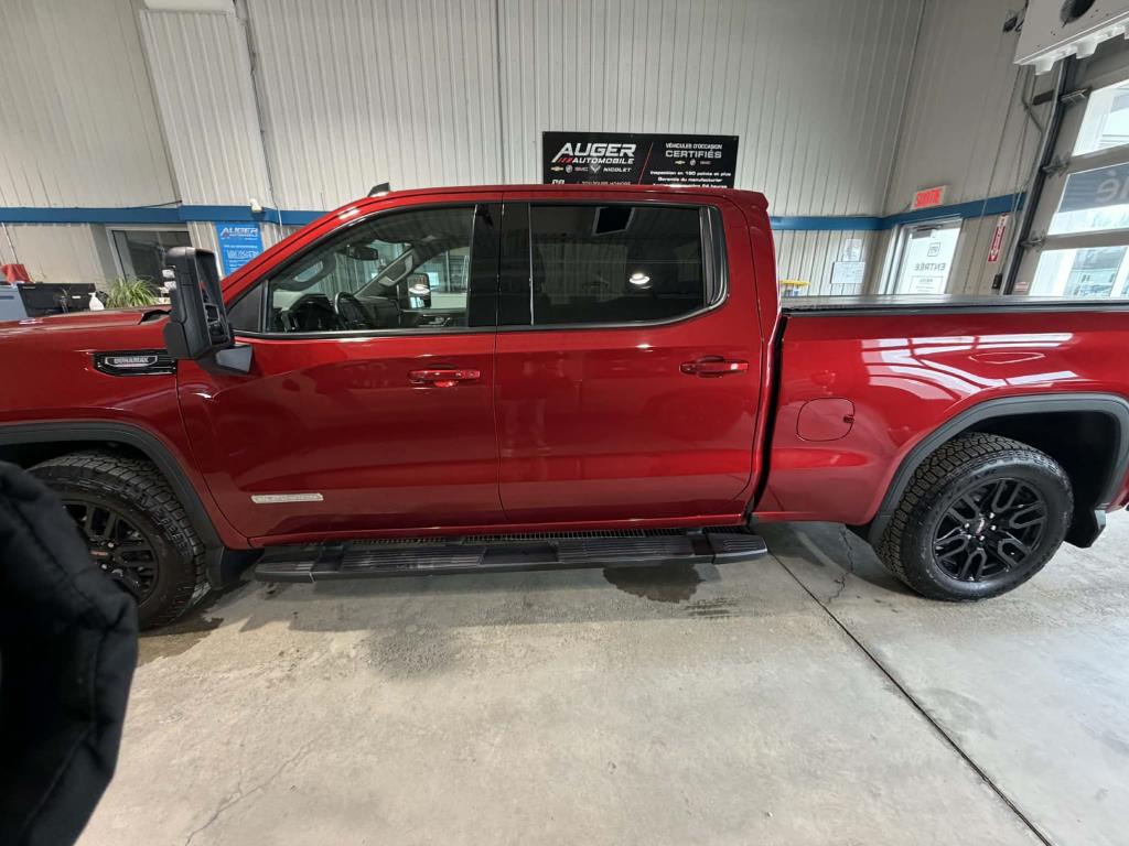 gmc SIERRA 1500 4WD CREW CAB PICKUP 2023 - 17