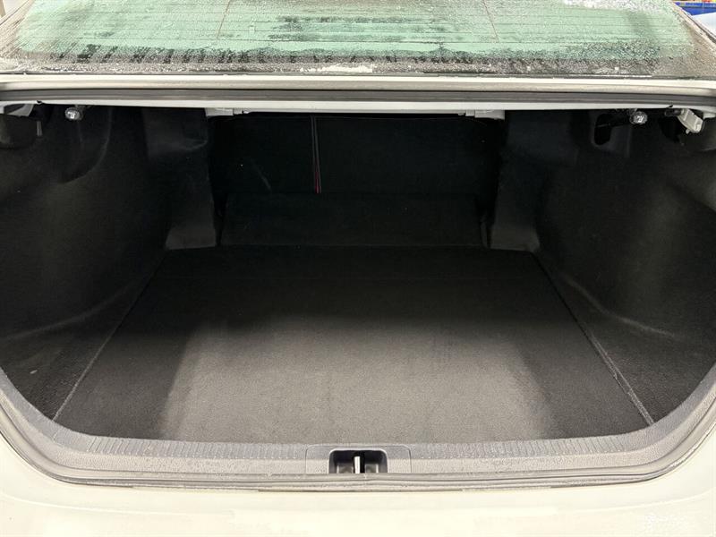 toyota Camry 2020 - 4