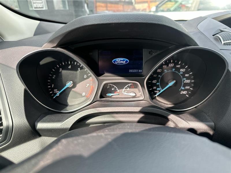 ford Escape 2015 - 10