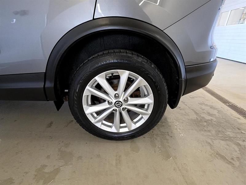 nissan Qashqai 2019 - 17
