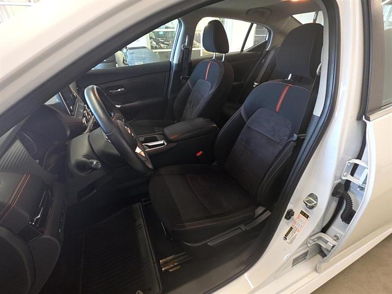 nissan Sentra 2020 - 9