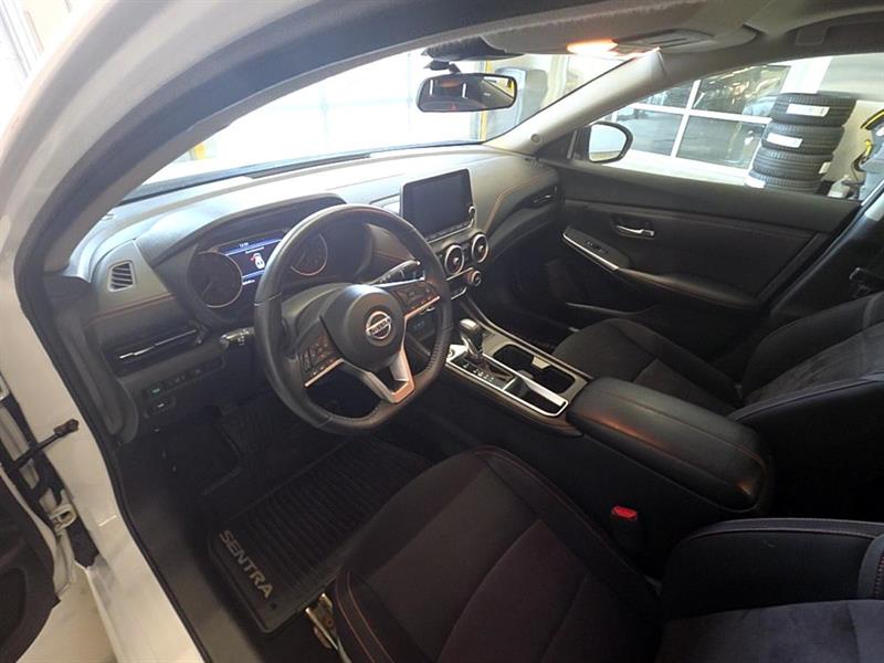nissan Sentra 2020 - 10