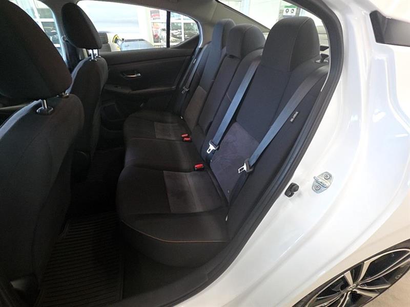 nissan Sentra 2020 - 16