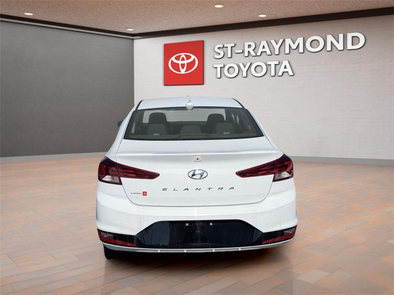 hyundai Elantra 2020 - 15