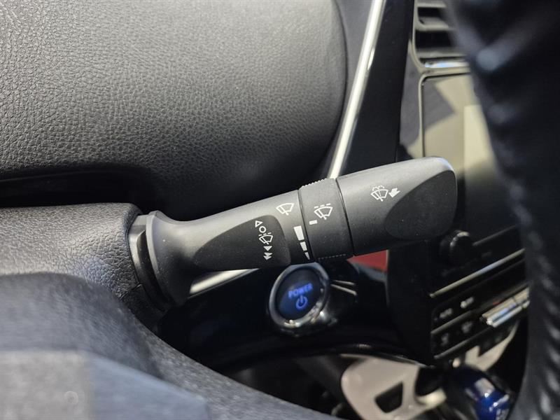 toyota Prius Prime 2019 - 11