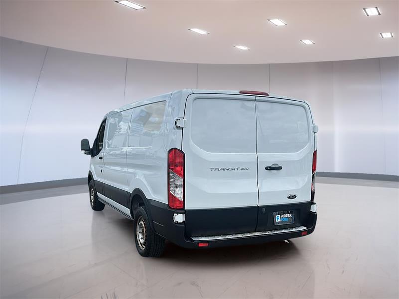 ford Transit fourgon utilitaire 2020 - 3