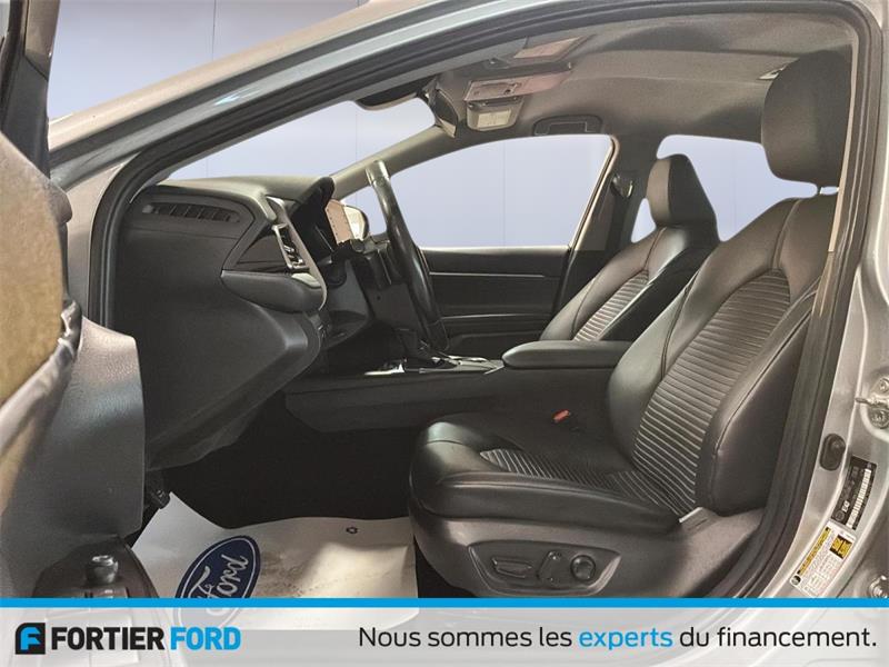 toyota Camry 2022 - 7