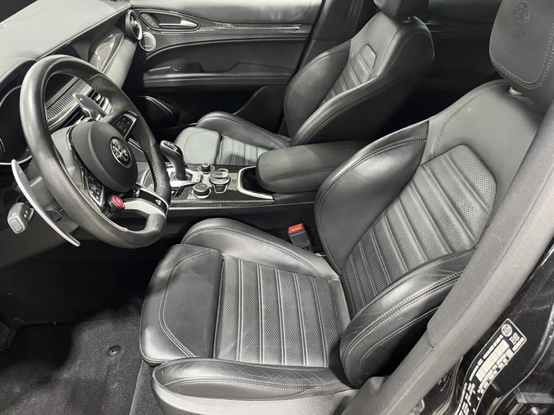 alfa romeo Stelvio 2022 - 10