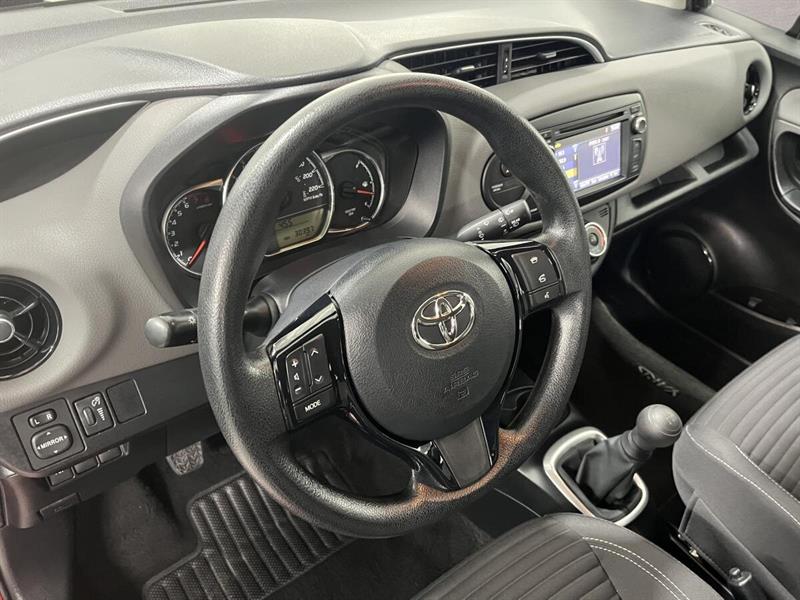 toyota Yaris Hatchback 2019 - 14