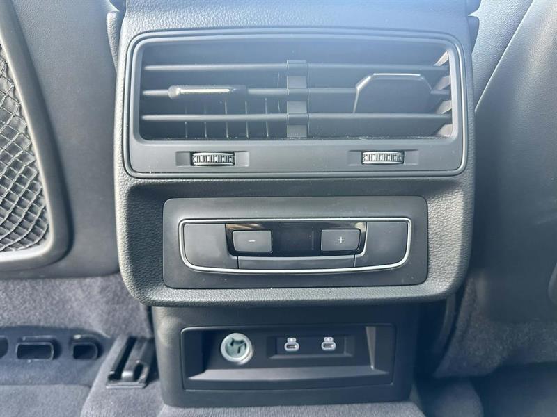 audi Q7 2023 - 36